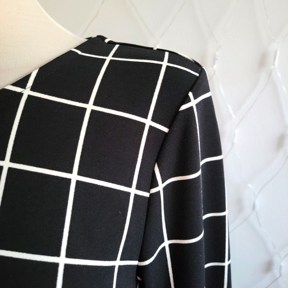 Alfani Pullover Bell Sleeve Top / Box Print / Size Large - Picture 3 of 5